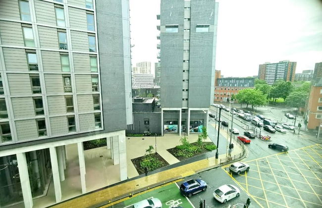 2-bed Apartment Near City Centre - Foto 35