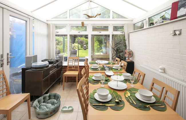 Urban Retreat Hot Tub Bar Ev Charger - Foto 20