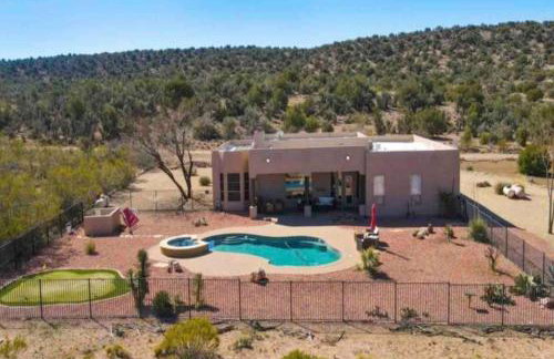 Stargazers Private Paradise with Pool and Hot Tub! - Foto 43