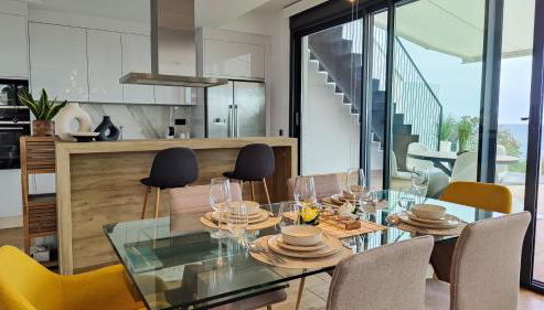 ALLONBAY sea front luxury penthouse - Foto 4