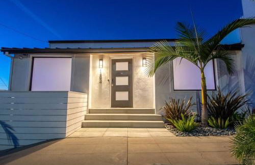 Lux Escape 2 • Views Hot Tub Games Mini Golf - Foto 38