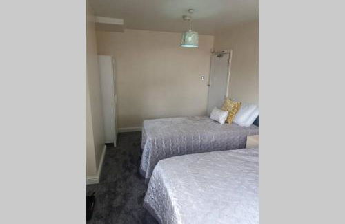 ENTIRE HOUSE- Near Common Wealth Games PERRY BARR - Foto 8