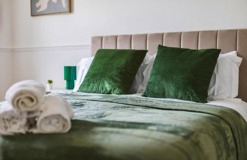 Stylish 3 Bed House - 20 Minutes to London - Foto 14