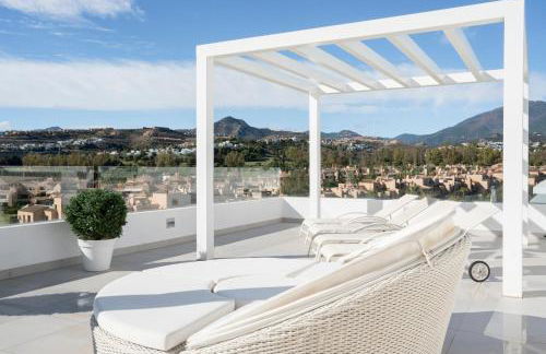 Modern Penthouse Cataleya, Estepona - Photo 28