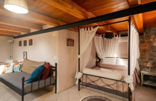 Villa Aktis with Freshwater Pool and Sea View - Photo 14