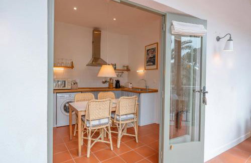 ApartmentsTamariu5 Cozy Retreat with Terrace - Foto 8