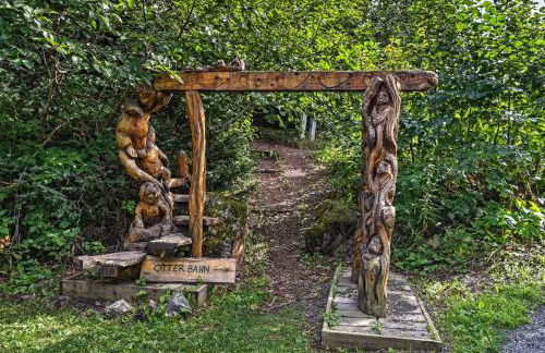 Secluded Seldovia Studio with Lake and Mtn Views! - Foto 26