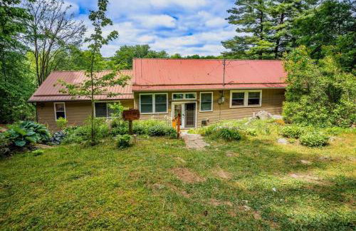 Spacious 5 Bedroom Cabin with Riverview & Black Lake Access - Foto 10