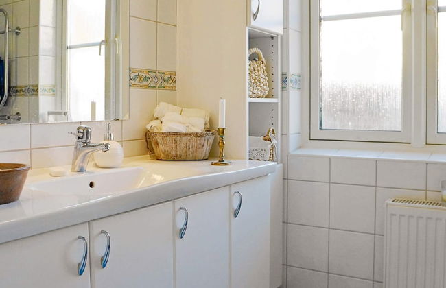 Holiday Home in Skärhamn - Photo 22