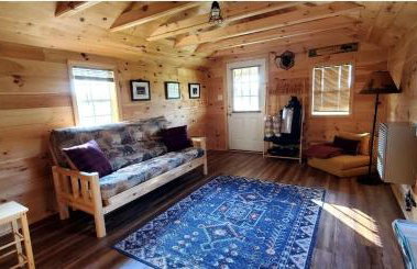 Off-Grid Cabin Nestled Among Nature with Lovely Landscape Views in Maine - Foto 6