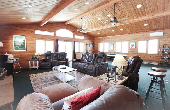 Lookout Lodge An Extraordinary Escape for 10! - Photo 25