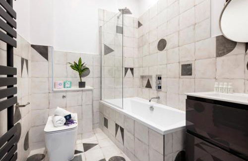 Modern and Bright Highgate Gem - Photo 10