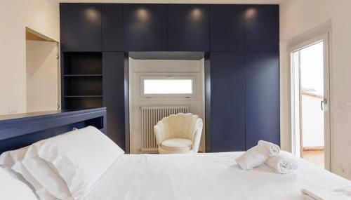 Duomo View Apartment - Foto 3, towels, wardrobe