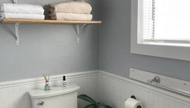 Sunlit Surf House 4BR Downtown Walk to beach - Foto 2