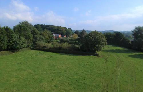 Large House On Farm With Own Heated Pool, As Seen On BBC TV - Photo 34