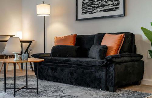 Riviere Apartments King Bed Suite & Pool & Gym & Pet Friendly & Near Epic Universe - Foto 23