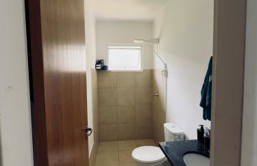 Casa 2 qts em condomínio, 15 min do Moto GP - Foto 4