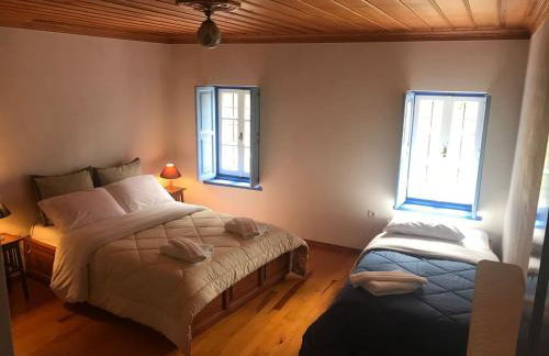 Chariklia Traditional House - Photo 23