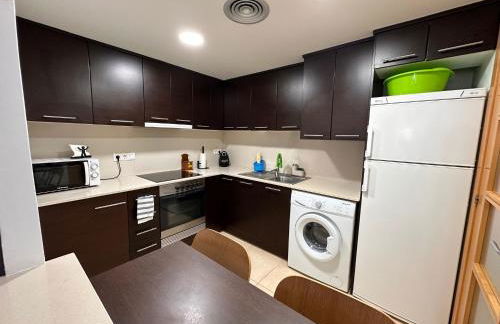 PIS AMB PARQUING AL CENTRE DE PALAMóS - Foto 7