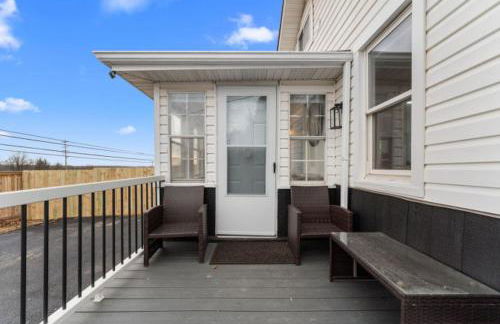 Two Dulles homes 1 price sleeps 16 w-EV parking - Foto 53