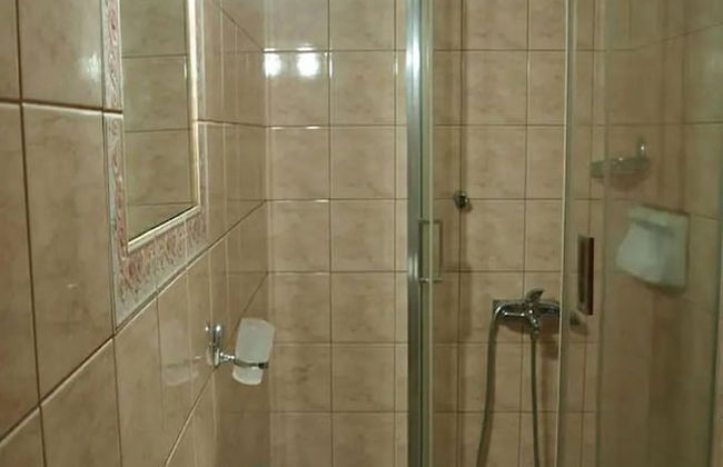 Paradeisos Flatlet With Garden View - Foto 8