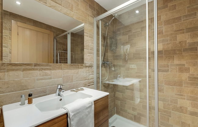 Family-Friendly Andorra Accommodation - Foto 12