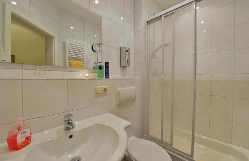 Haus Neugebauer-Gästehaus Garni - Foto 4