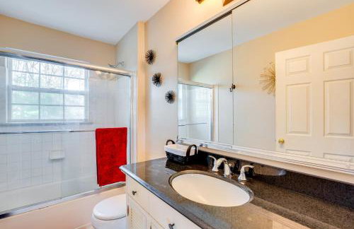 Theater and Game Room at Trenton Area Home - Foto 19