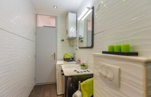 Skyscraper Apartment- Free parking included - Foto 48