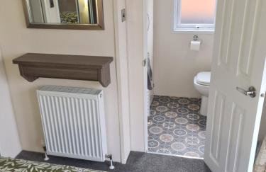 Bock Retreat Lodge 54 with Hot Tub - Photo 18