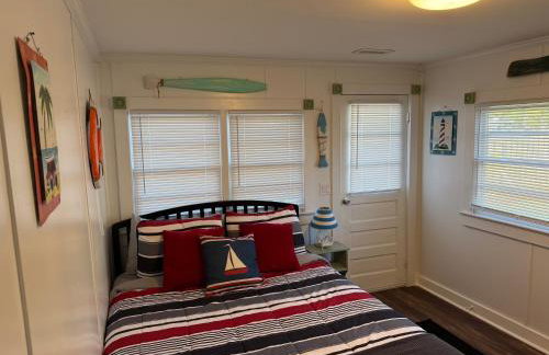 The Cottage - Photo 17