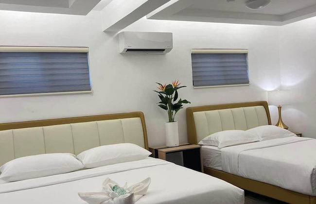 Aurora Villas and Cabin Resort - Photo 9