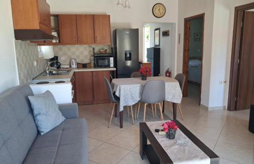 Aglaia House - Photo 5