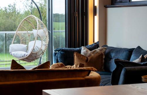 Luxury Lake Front Escape With Hot Tub - Foto 12