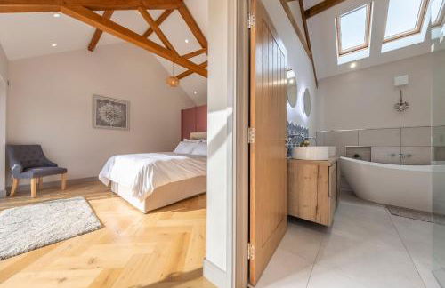 Large immaculate rural conversion - The Milking Parlour - Foto 44