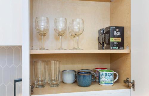 2BR 2BA Capitol Hill Cozy Haven- Rooftop - Foto 28