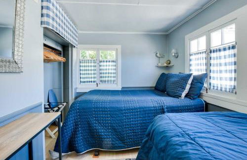 Charming Catalina Gem w/ Deck: Walk to the Beach - Foto 34