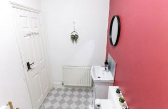 3 Bedroom Home Free Parking & WiFi Contractors Welcome! - Foto 5