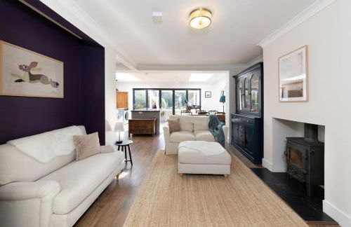 Oxfordshire Country Escape, 3 Bed Getaway - Photo 36