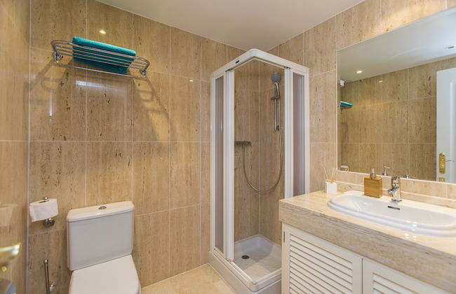 Perfect Location Between Golf and Beach - Foto 15