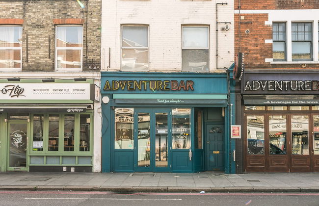 2 Bedroom Flat in Heart of Battersea near Station - Photo 21