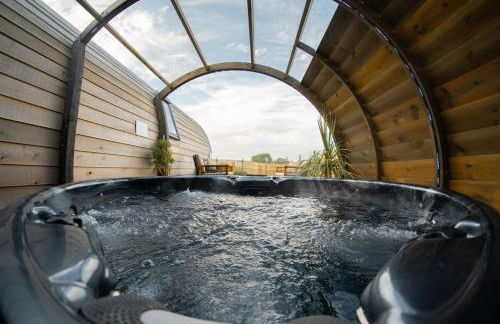 Eira Pod - Luxury Glamping escape - private Hot tub - Foto 12