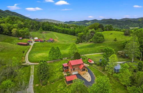 Hidden Star Hideaway-Blackberry Farm-Smoky Mtn Nat Park-Hot Tub- Fire Pit- Fenced Yard- Pet Friendly - Foto 1