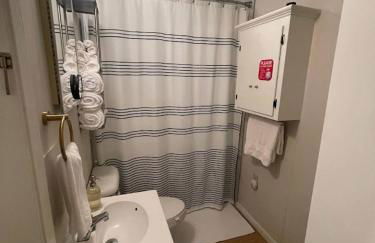 Waterfront CabinFast WiFi35min to Cameron LNG - Foto 13