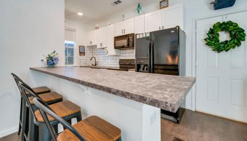 Pet-Friendly Getaway with Projector in Lake Dallas! - Foto 3