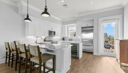 Waterfront Oasis 3 BR/4 beds~3 min walk to beach. - Foto 3