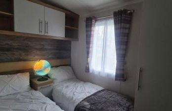 Silver 3 Bed Static Caravan With Patio - Foto 11