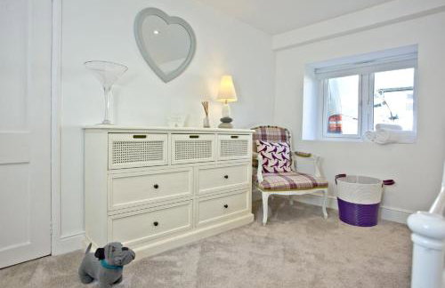 Charming Cottage, Wi-Fi, Parking, Pets Accepted - Foto 19