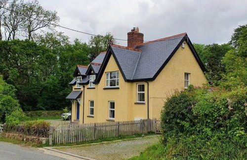 Peacock cottage- Two bedroom country cottage. - Photo 4