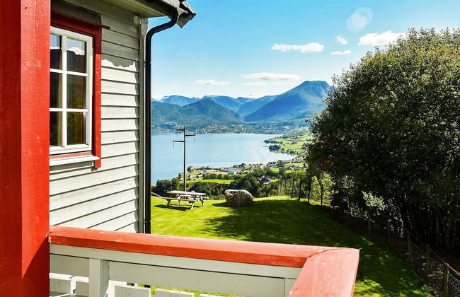 7 Person Holiday Home in Sandane - Foto 45